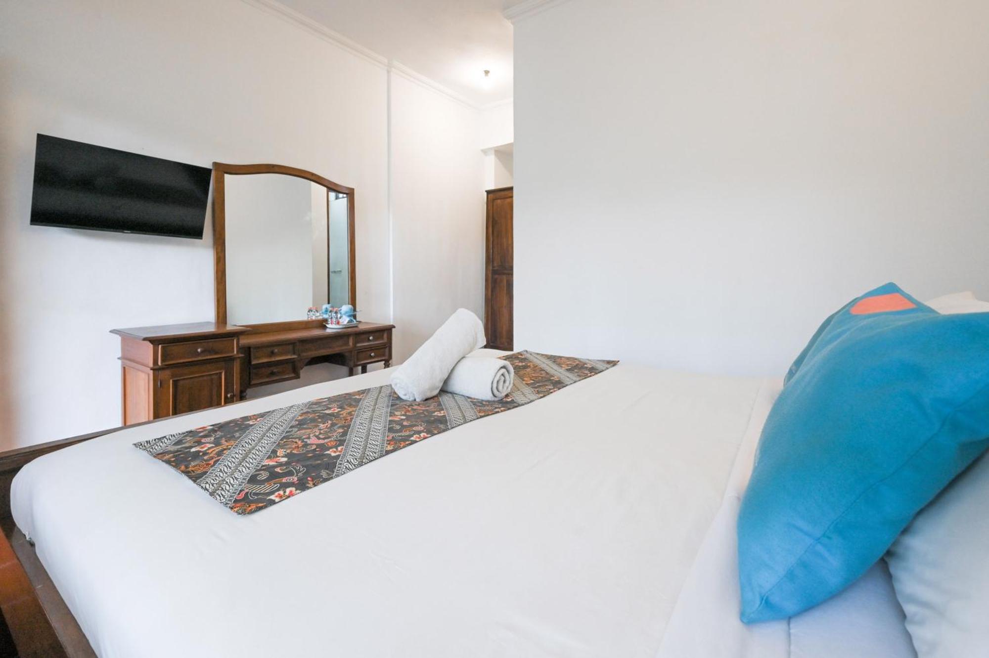 Puri Mango Hotel 2*